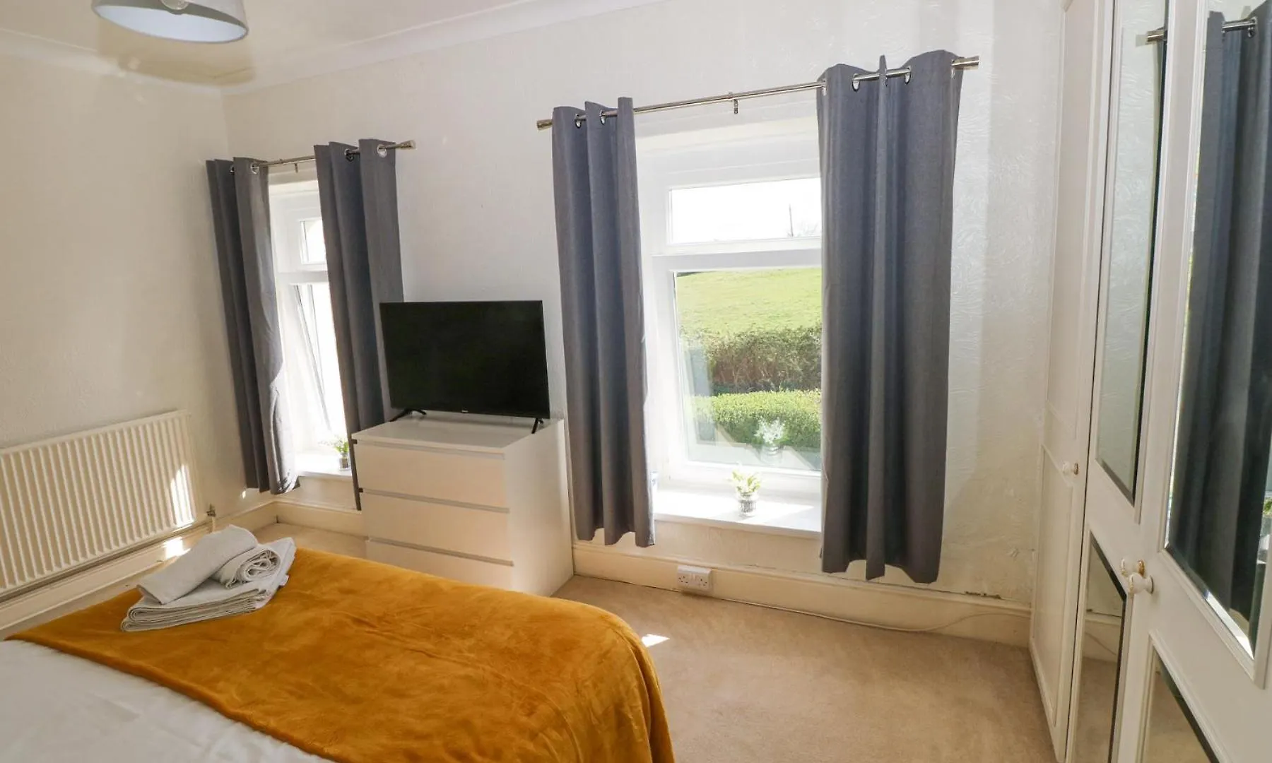 Burry House Villa Swansea Holiday home